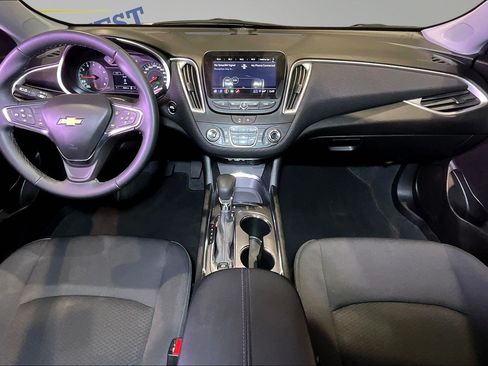 Used 2024 Chevrolet Malibu LT w/ Sport Edition FWD image 8