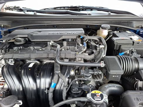 Certified 2023 Hyundai Elantra SEL image 29