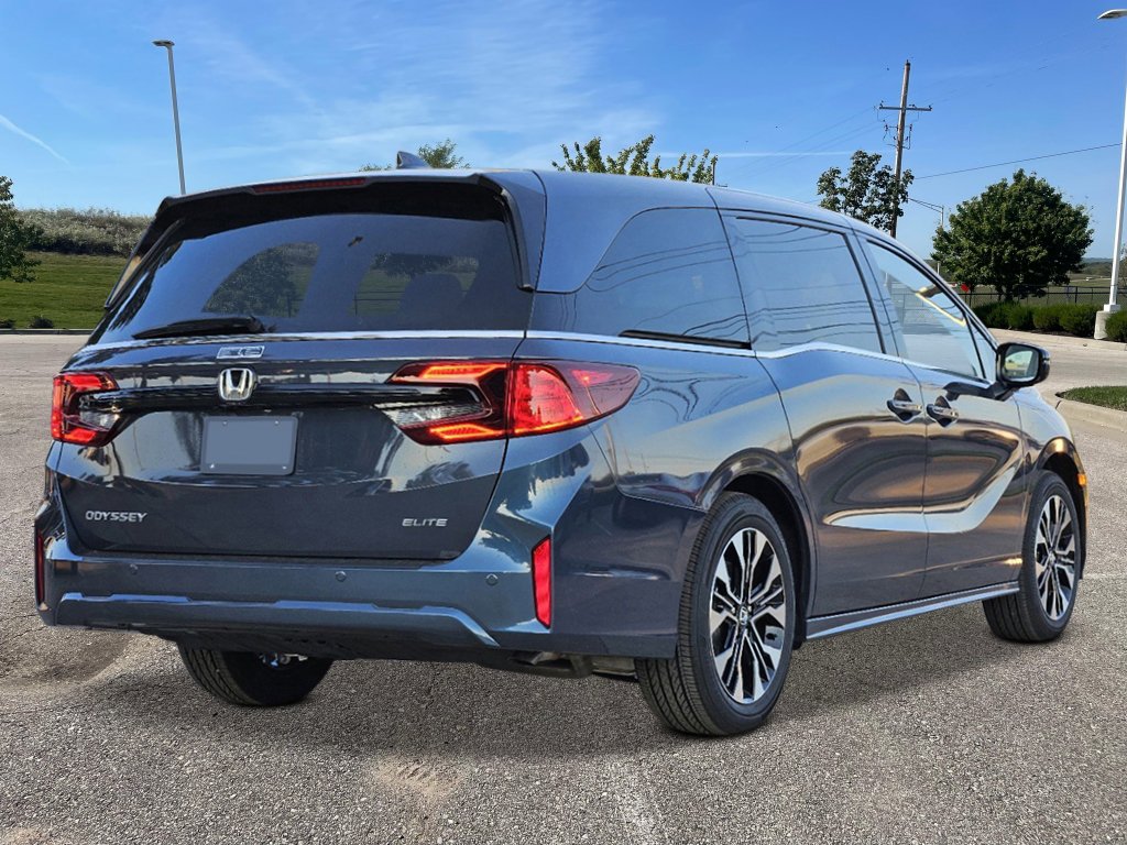 New 2027 Honda Odyssey Elite image 4