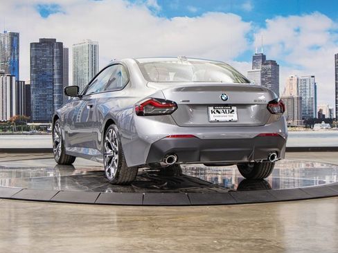 Used 2025 BMW 230i xDrive Coupe w/ Convenience Package image 9