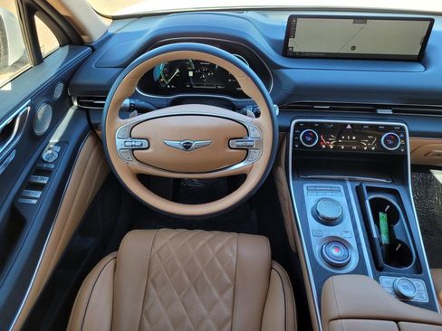 Used 2024 Genesis GV80 3.5T w/ Prestige Matte Package image 17
