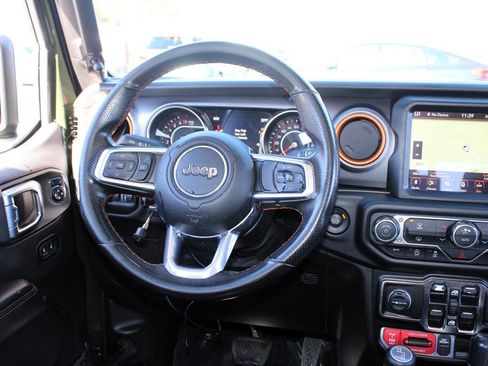 Used 2021 Jeep Gladiator Mojave image 17