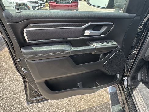 Used 2025 RAM 1500 Big Horn AWD/4WD image 13