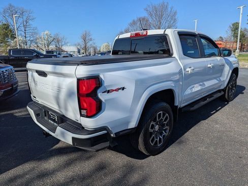Used 2024 Chevrolet Colorado LT w/ LT Convenience Package III image 8