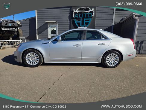 Used 2010 Cadillac CTS Luxury image 6