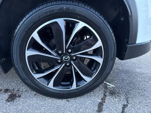 Used 2023 MAZDA CX-5 AWD 2.5 S w/ Premium Plus Pkg image 10