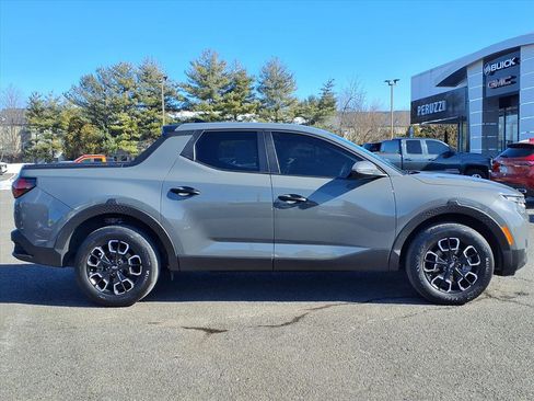 Used 2023 Hyundai Santa Cruz SEL image 2