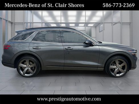 Used 2023 Genesis GV70 3.5T Sport w/ Sport Prestige Package AWD/4WD image 7