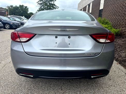 Used 2015 Chrysler 200 S image 9