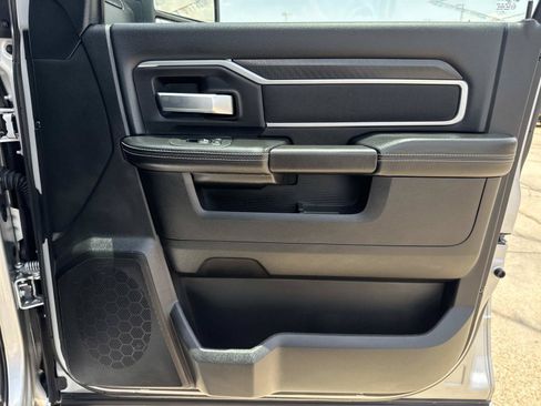Used 2026 RAM 2500 Big Horn AWD/4WD image 13