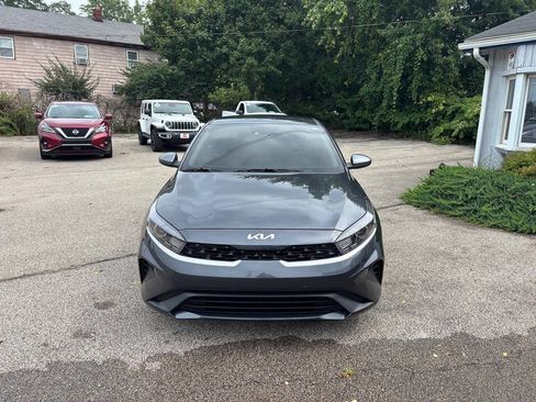 Used 2024 Kia Forte LXS FWD image 8