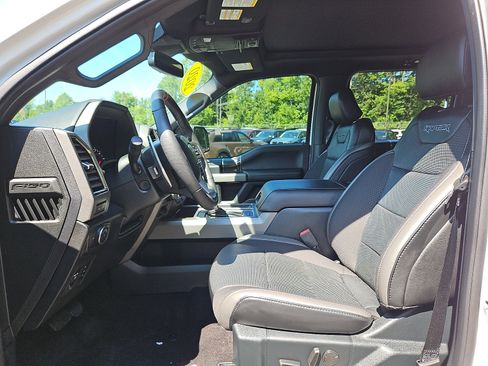 Used 2020 Ford F150 Raptor w/ Equipment Group 802A Luxury AWD/4WD image 13