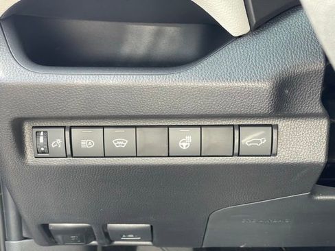 Used 2025 Toyota RAV4 XLE w/ Convenience Package AWD/4WD image 13