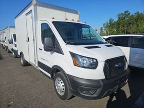 Used 2023 Ford Transit 350 DRW RWD image 1