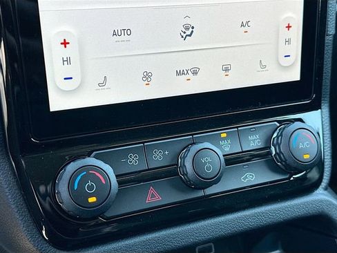 New 2025 Ford Ranger XLT w/ Equipment Group 301A High image 11