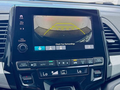 Used 2019 Honda Odyssey EX image 10