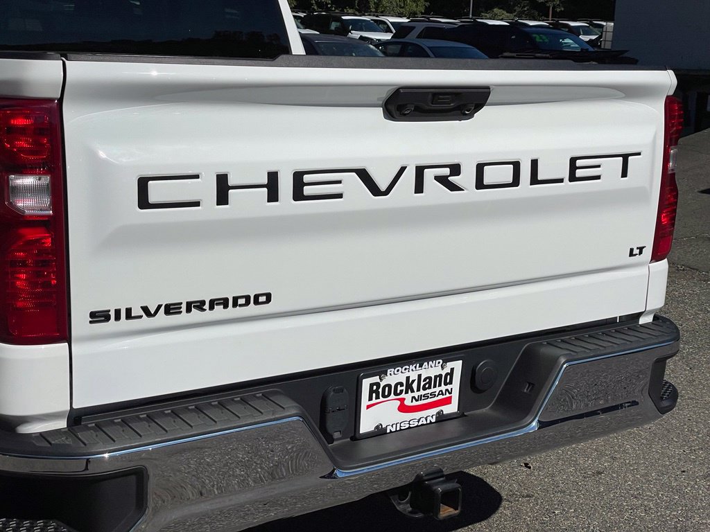 Used 2023 Chevrolet Silverado 1500 LT w/ Protection Package AWD/4WD image 32