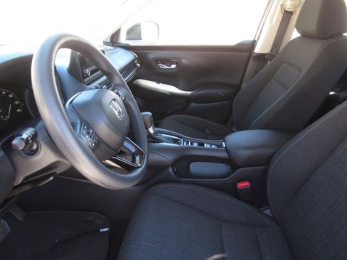 Used 2024 Honda HR-V LX image 14