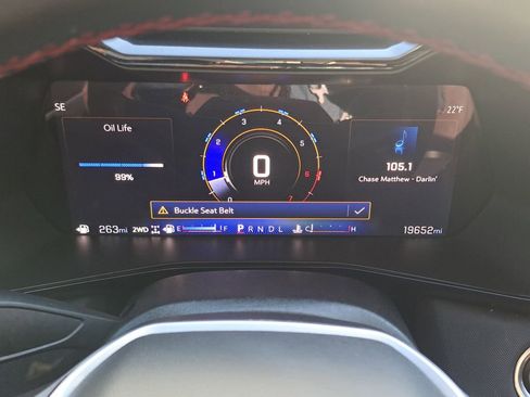 Used 2024 Chevrolet Colorado Z71 w/ Z71 Convenience Package 2 image 26