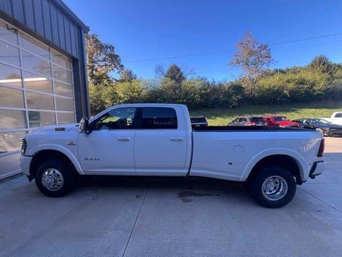 New 2026 RAM 3500 Longhorn AWD/4WD image 7