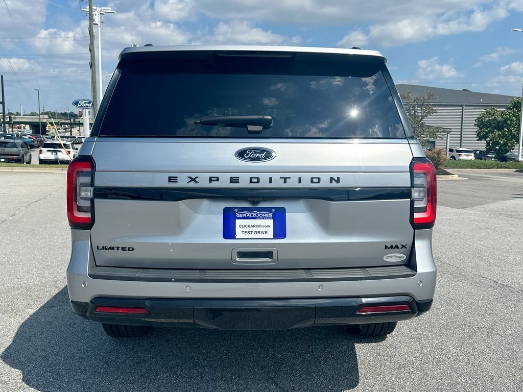 Used 2024 Ford Expedition Max Limited RWD image 15