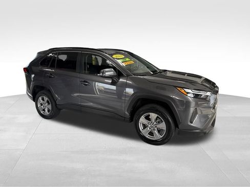 Used 2024 Toyota RAV4 XLE FWD image 7