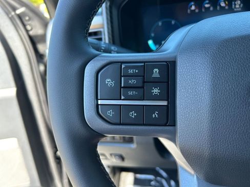 New 2025 Ford F350 Lariat w/ Lariat Ultimate Package image 17