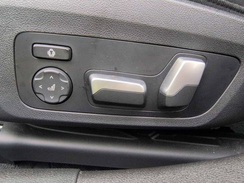 Used 2023 BMW M3 Competition image 18