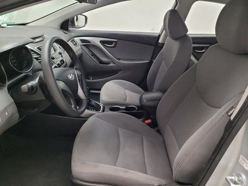 Used 2016 Hyundai Elantra SE image 17