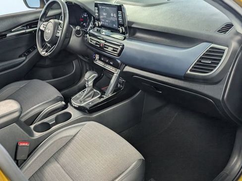 Used 2023 Kia Seltos S image 14