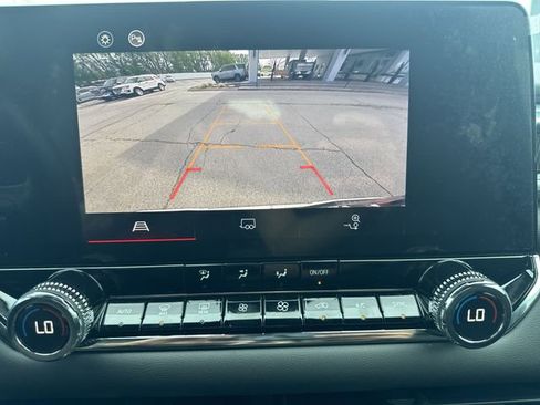 Used 2023 GMC Canyon Elevation w/ Convenience Package image 15