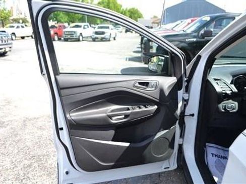Used 2016 Ford Escape S FWD image 10