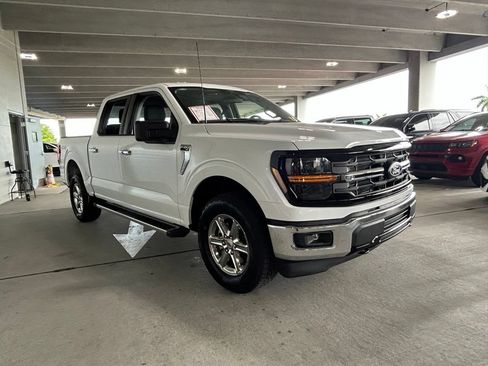 Used 2025 Ford F150 XLT w/ Equipment Group 301A Standard AWD/4WD image 7