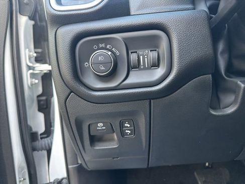 Used 2023 RAM 1500 Laramie image 22