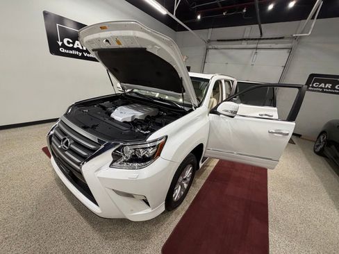 Used 2015 Lexus GX 460 w/ Premium Package image 63
