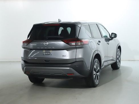 Used 2023 Nissan Rogue SV image 48