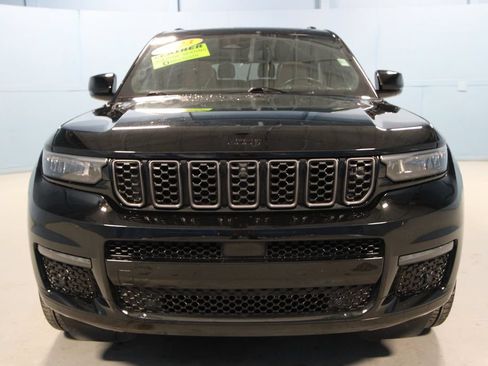Used 2023 Jeep Grand Cherokee L Summit w/ Advanced Protech Group IV AWD/4WD image 34