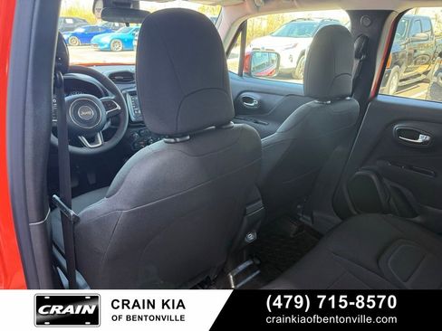 Used 2021 Jeep Renegade Latitude image 27