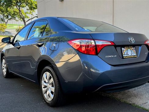Used 2015 Toyota Corolla LE FWD image 3