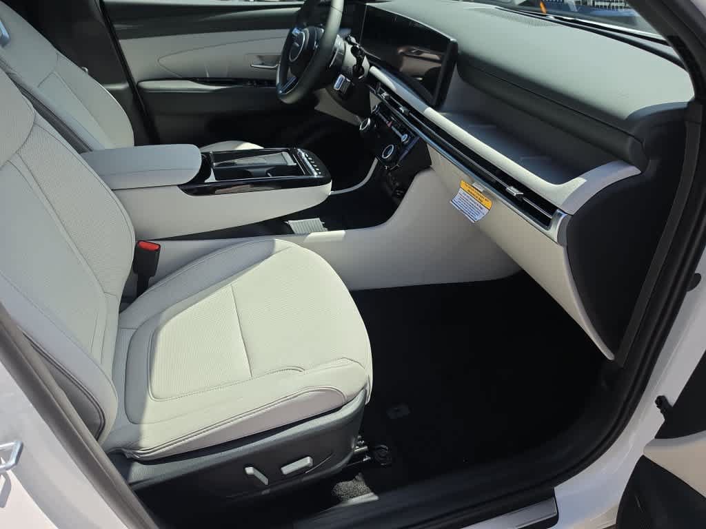 New 2026 Hyundai Tucson Limited w/ Tow & Go Package FWD image 23