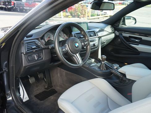 Used 2015 BMW M4 Coupe image 14