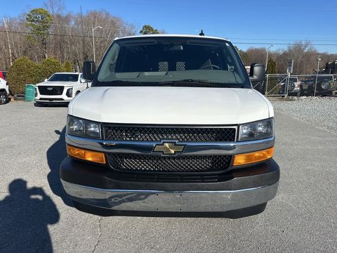 Used 2024 Chevrolet Express 2500 w/ Driver Convenience Package image 8