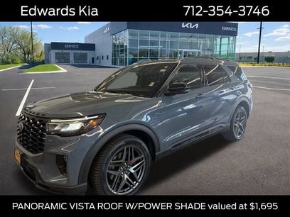Used 2025 Ford Explorer ST-Line w/ Premium Package
