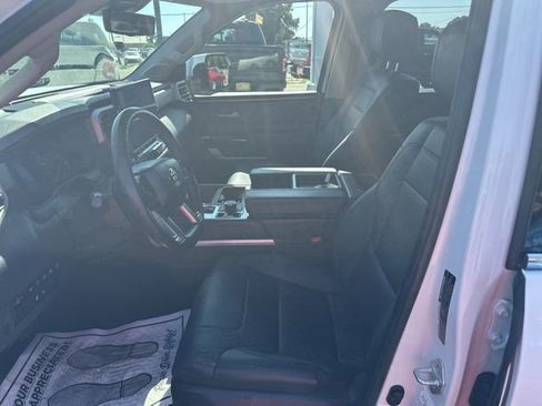 Used 2023 Toyota Tundra Limited AWD/4WD image 13