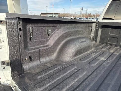 Used 2024 RAM 2500 Laramie AWD/4WD image 37
