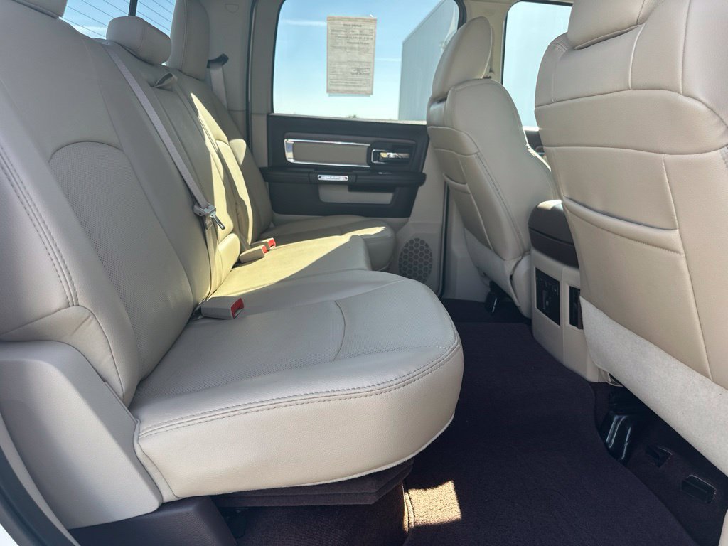 Used 2017 RAM 1500 Laramie w/ Convenience Group AWD/4WD image 25