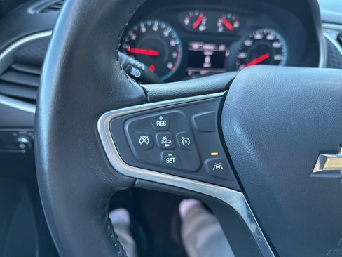 Used 2022 Chevrolet Malibu RS image 25