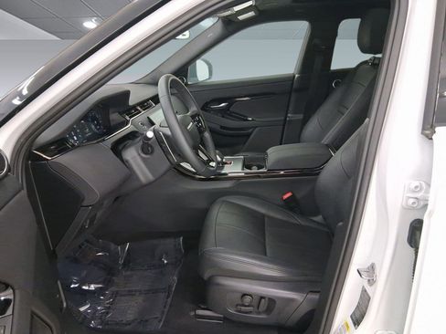 Used 2026 Land Rover Range Rover Evoque S image 5