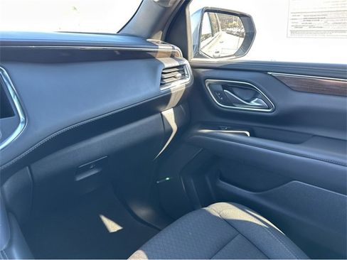 Certified 2022 GMC Yukon XL SLE w/ Gmc Pro Safety Plus Package image 14