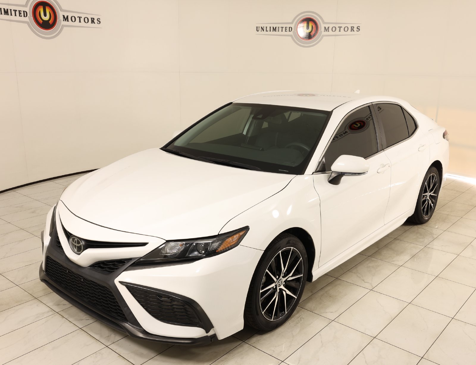 Used 2023 Toyota Camry SE FWD image 35
